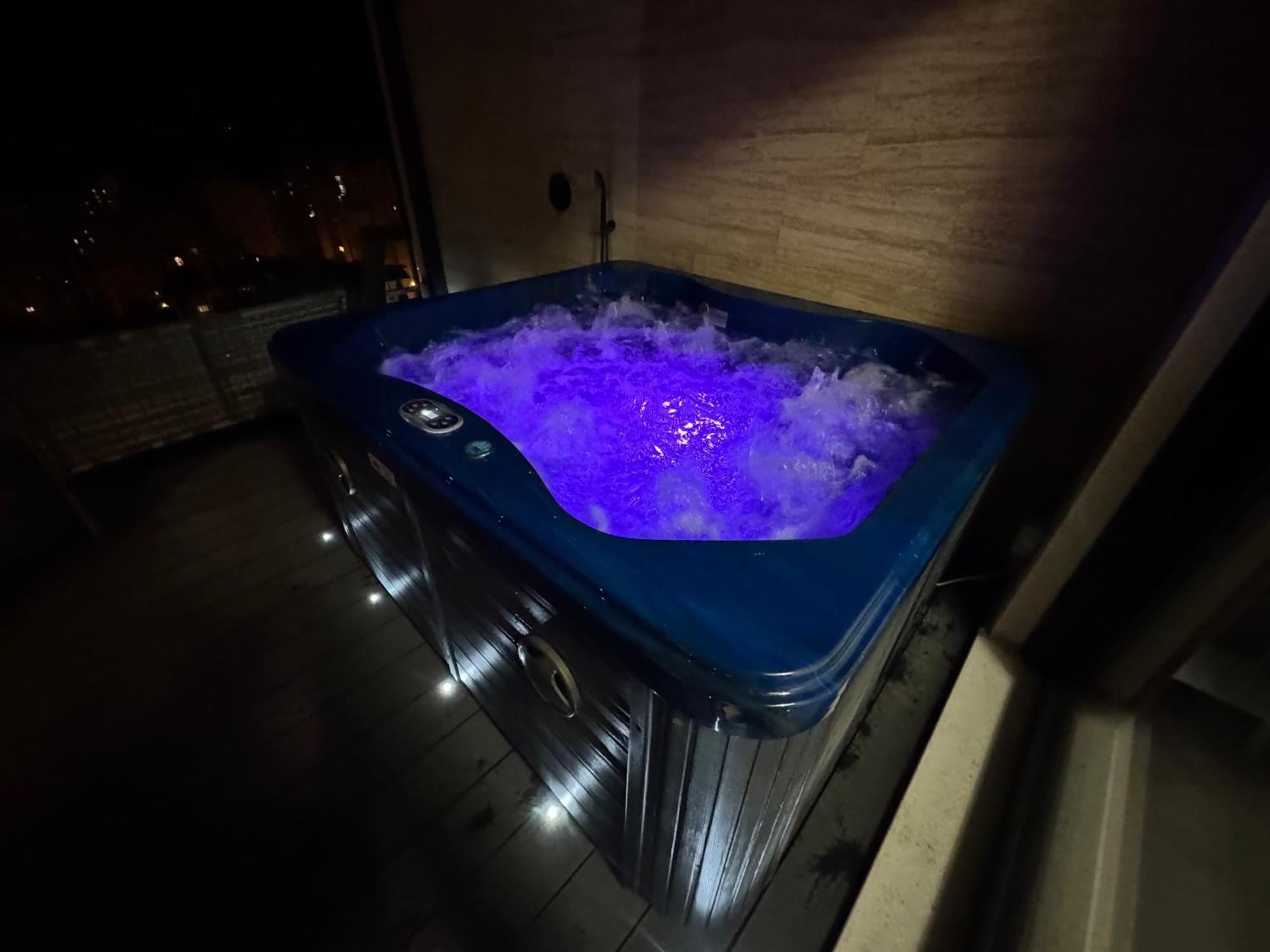Ferienwohnung Magic View Luxury Penthouse With Jacuzzi And Sea View Split Exterior foto